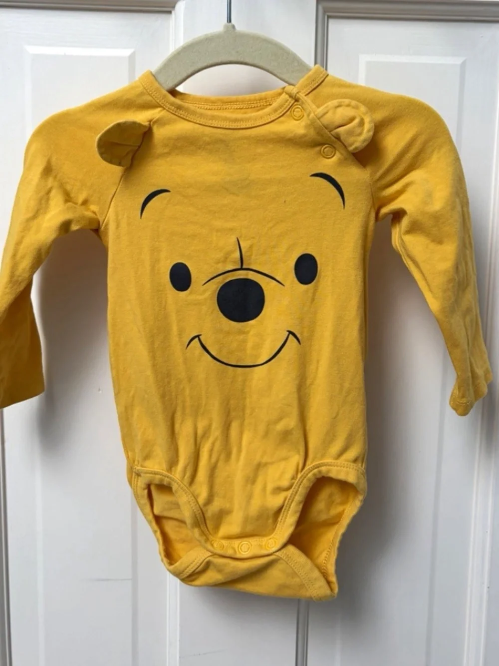 H&M Disney Winnie the Pooh Yellow Long Sleeve Organic Cotton Bodysuit 2-4Mo